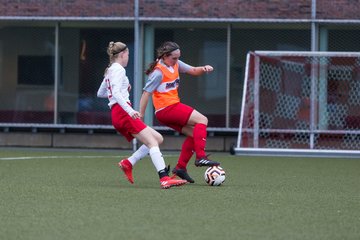 Bild 131 - B-Juniorinnen ETV - Walddoerfer : Ergebnis: 4:1